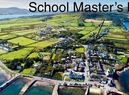 Сasa de vacaciones Restored School Master's House