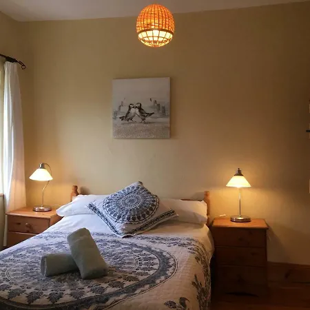 Restored School Master's House بيت للعطل *