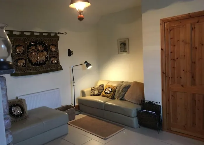 Restored School Master's House Vakantiehuis *